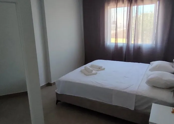 Two Bedroom With Pool بافوس