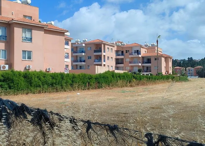 Two Bedroom With Pool *