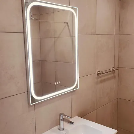 Two Bedroom With Pool Apartamento Pafos